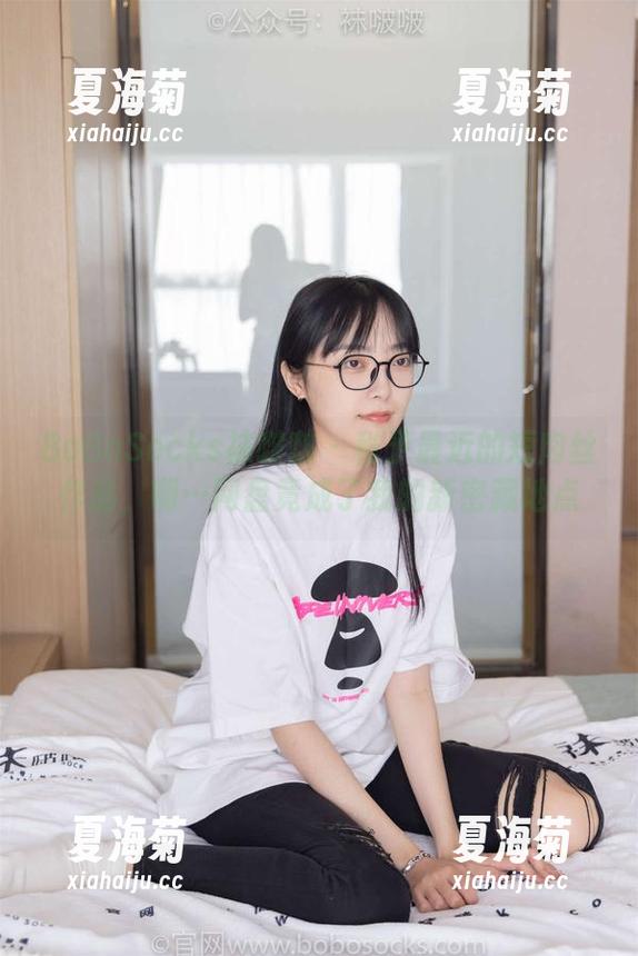 BoBoSocks袜啵啵-稚予 BoBoSocks袜啵啵 - 稚予最近的短肉丝作品,啊…网盘竟成了我的新密藏地点