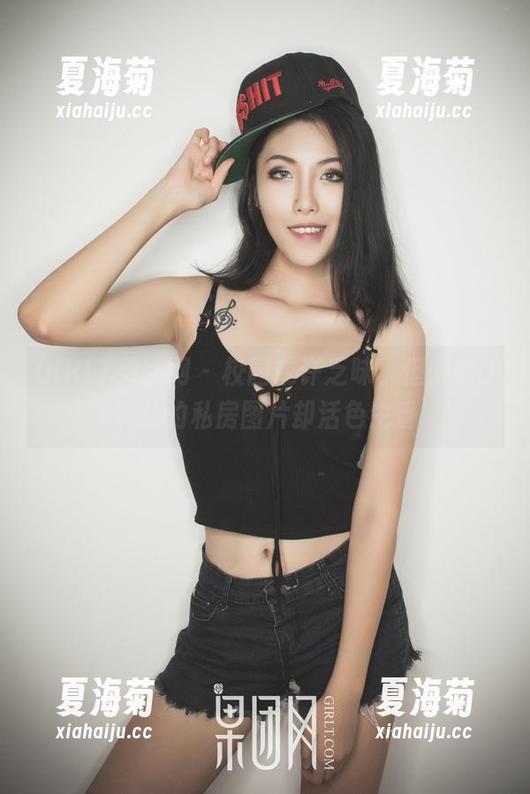 GIRLT果团网-蜜桃Q妹儿 GIRLT果团网 - 校园或许乏味,但蜜桃Q妹儿的私房图片却活色生香