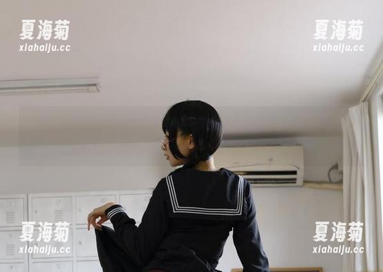 PAKI草莓酱 PAKI草莓酱出道日:镂空新娘装的原图,经典!看了让人想结婚!
