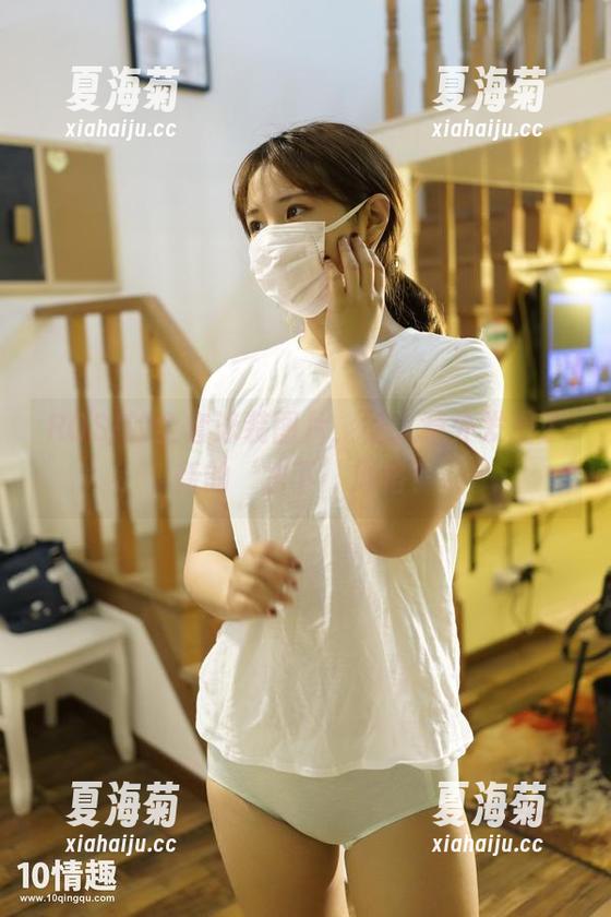 ROSI的全套泳装图片，让人意外发现了新的‘水下’风格？