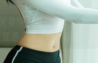 UGirls尤果网 – 瑜伽写真分享：何曼丽，难道这就是“随便做个动作”的真谛？