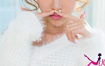 UGirls尤果网 – 刘姗姗短裤福利，才发现穿短裤这么简单也能这么好看？
