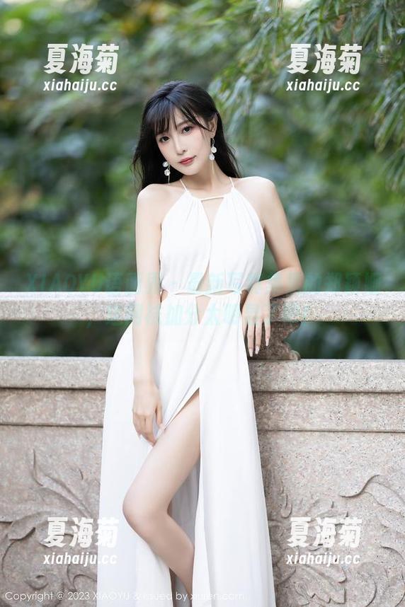 XIAOYU语画界-郑颖姗 XIAOYU语画界 - 最新写真集里的郑颖姗,这网袜加分太明显了吧!