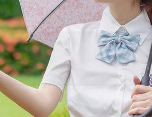 Xiuren秀人网 – 合集！K8傲娇萌萌Vivian的制服之旅，谁会管时间走得有多快