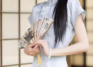 Xiuren秀人网 – 外科TEL新出炉的剧情：套图里藏着多少小“段子”？你可真别说，期待值满分。