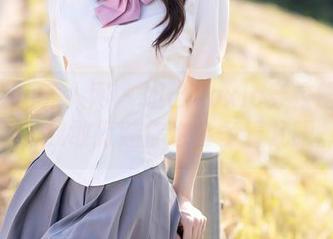 Xiuren秀人网 – 妲己Toxic穿校服的套图，我敢打赌你也会多看几眼。