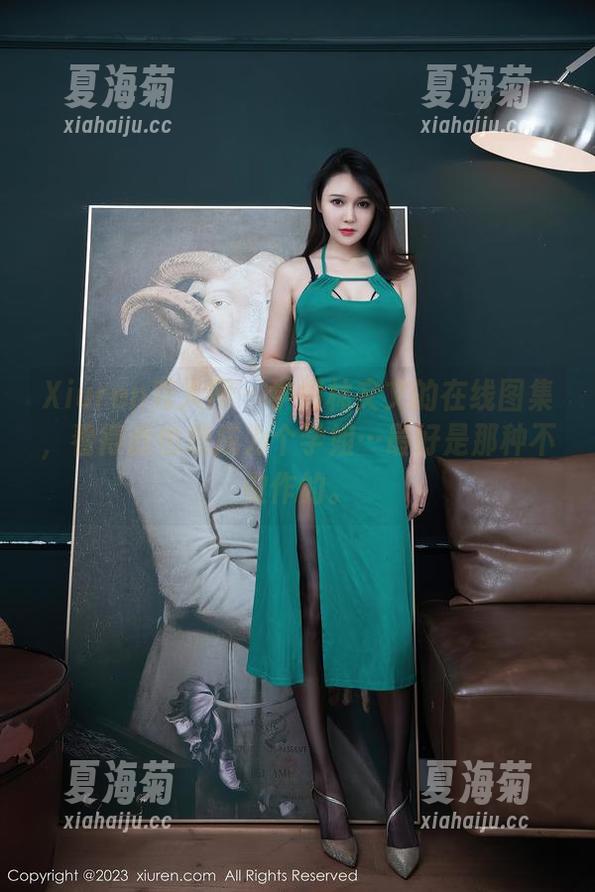 Xiuren秀人网 - 学姐林文文的在线图集，看得我也想成为个学姐…最好是那种不做作的。
