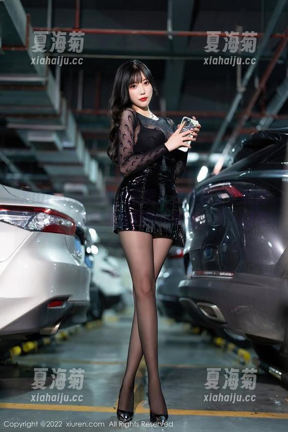 Xiuren秀人网 - 看吧！又是林文文和她的泳衣，图库里隐藏的小秘密，让人好奇。