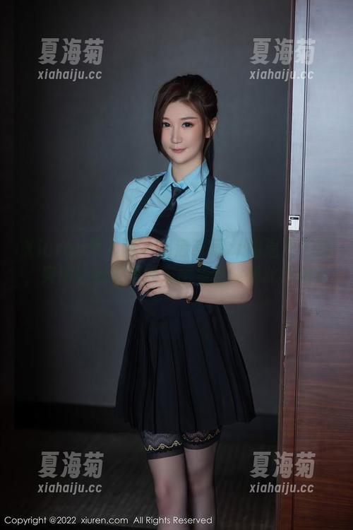 Xiuren秀人网-草莓zz Xiuren秀人网 - 高清草莓zz的温柔气息,突然让我觉得原来图集也能如此舒缓?