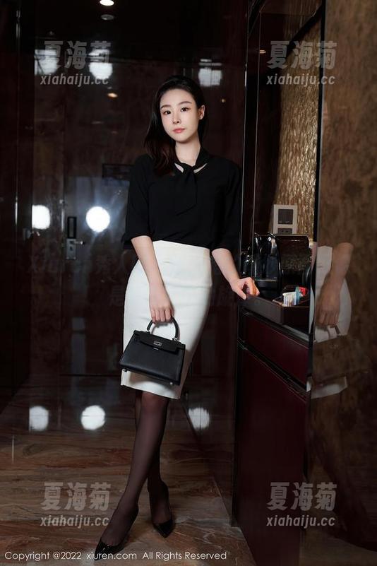 Xiuren秀人网 - 陈大榕的婚纱原图，像是飘在梦中的旋律。
