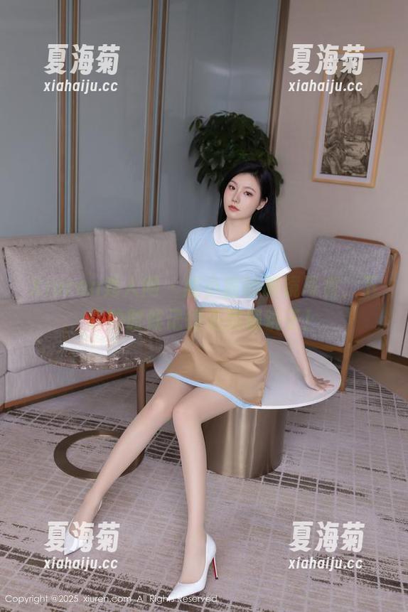 Xiuren秀人网-鹿小茜 Xiuren秀人网 - 鹿小茜的眼镜写真,下载的时候记得先照照镜子!