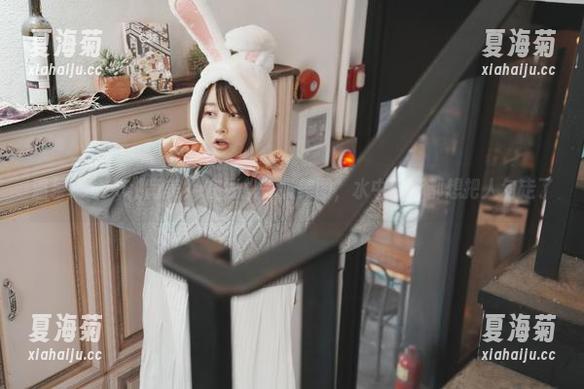 温泉+いくみ(育美)=在线扒一扒美图，水中倒影都想把人勾走了