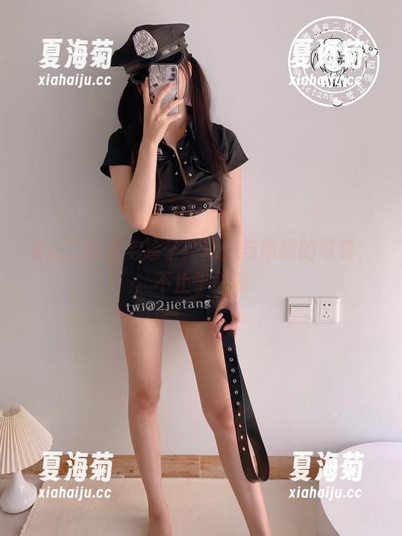 来自二阶堂宅绘子：黑丝与喵喵的写真，不止于肤浅