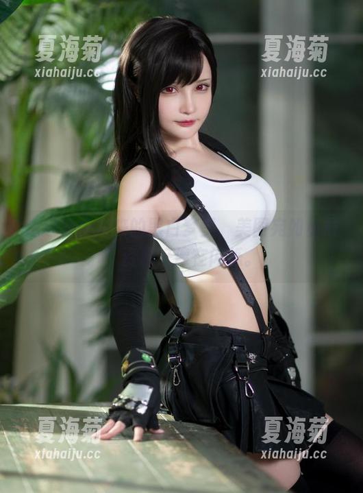 走进千夜未来的黑白梦里，美图宛如星辰，资源好像在闪烁。