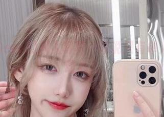 啾小妍Deer的双人写真：谁说只有单人才能打动心？