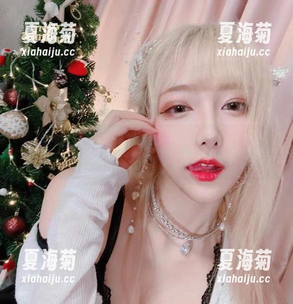 妍宝的日常，啾小妍在无圣光中的乖巧时光
