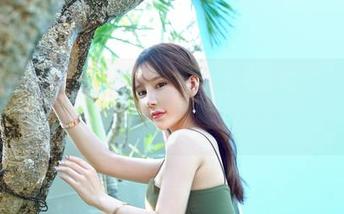 嗲囡囡 – 最新黑白风暴，流氓小巫女的原图让人想多看几眼！