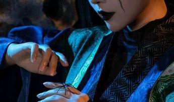 奈汐酱Nice的油亮全套，图包慎点，别不小心滑到自家镜子里去！