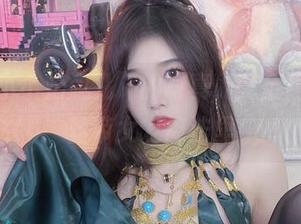 定制“小小奶瓶儿”的写真，完全陷入她的丝带女友魔法里