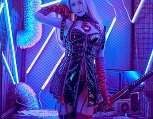 美图千千万，但小鹿鹿shika的透明女仆无圣光的表现让我忍不住想点进去，再看看！