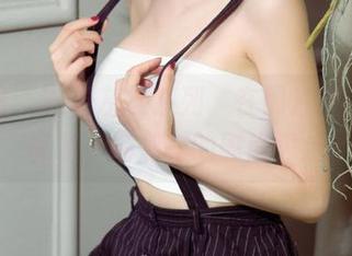 尤果网 – 叶希灰丝系列，在照片中无声诉说着一场别样的时尚秀。