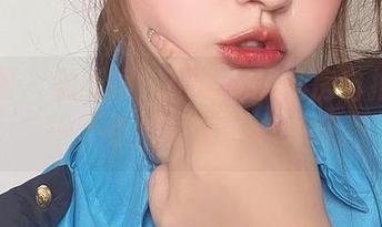 微密圈 – 别眨眼！张思允的私房自拍图包，一不小心就成了心头好。