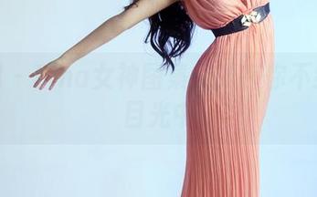 推女郎 – Lina女神图集：就在你不经意的目光中