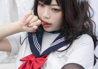 当美图遇上毛衣，杏子夫人正在勤劳地撩。