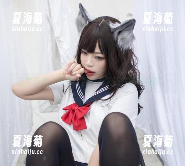 当美图遇上毛衣，杏子夫人正在勤劳地撩。