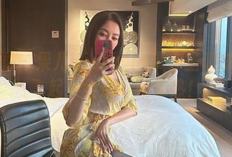 微密圈 – 果儿Victoria带你圣诞快乐到飞起，全集下载趁热！