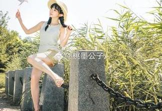 桃墨公子的裸足图集，有多少人在偷偷回头？