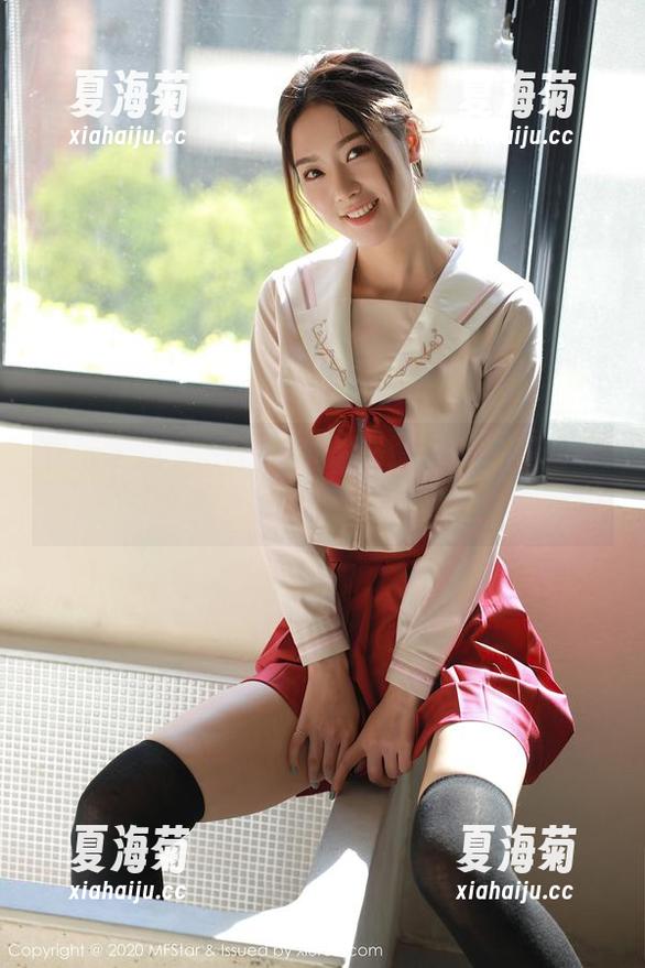模范学院-SiByl李思宁 模范学院 - SiByl李思宁的白丝美图合集:这条白丝也太有魔力了吧?