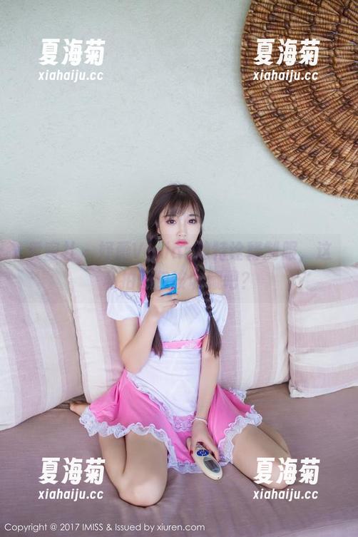 爱蜜社-妤薇Vivian 爱蜜社 - 妤薇Vivian独特诠释制服,这私拍图包该收藏吧?