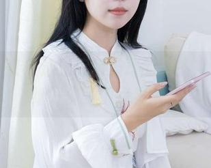 物恋传媒 – 透过案例猫耳的镜头，天使壁纸好像多了点灵气？
