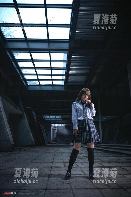 疯猫ss放大招，制服少女作品集，有趣又值得下载！