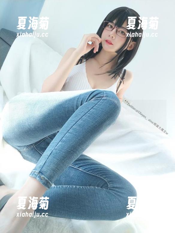 眼酱大魔王w 在线承包你的视线:眼酱大魔王w甜辣长腿合集,不言而喻的震撼。