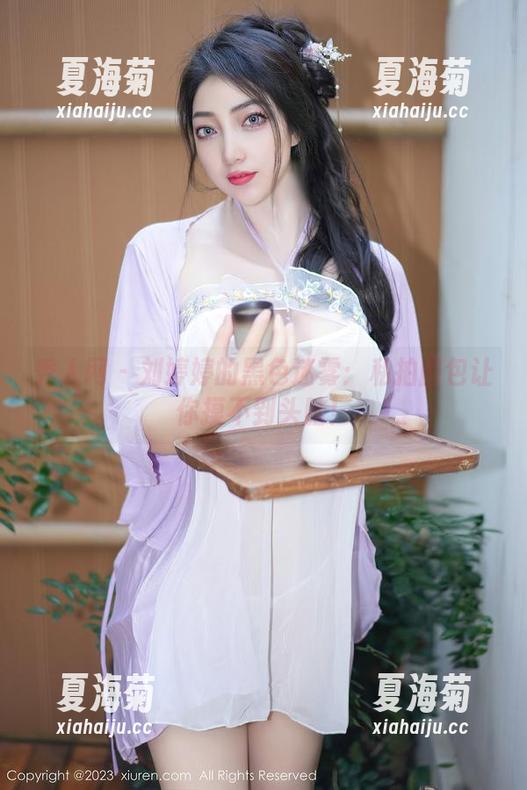 秀人网 - 刘婷婷的黑色迷雾：私拍图包让你摸不到头脑！