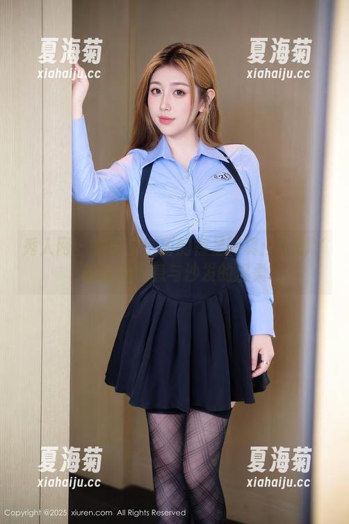 秀人网-宝宝甜 秀人网 - 精选宝宝甜的裸足写真:小脚丫的阳光气息与沙发的温柔