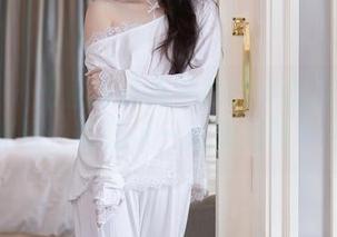 秀人网 – 三言两语说不完的小逗逗兔女郎套图，能让人一直留连其中～