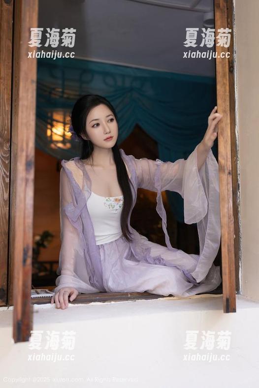 秀人网 - 她的最新作品是毛衣，糯美子MINIbabe这次又偷偷藏了多少小心思呢？