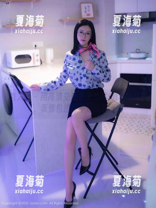秀人网-鱼尾fish 秀人网 - 用高清交付女王鱼尾fish的风采,表情包担保不超过五张!