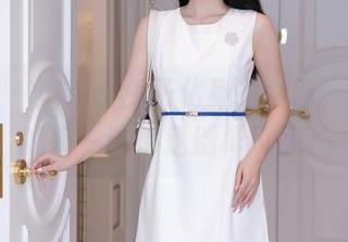 秀人网 – 麻吉小兔子化身兔女郎，图库里的每一张都是别样风情。