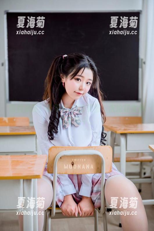 福利来啦！穆零Mu0的美图，沉沦在女神的氛围中。