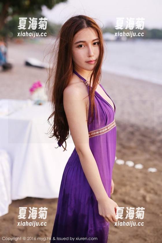 美媛馆-黄乐然 美媛馆 - 在黄乐然的学姐写真集里,谁说学姐就要严肃?下载来一张,拒绝真面目!