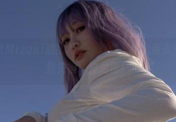 脱尾巴Mizuki的比基尼：欢迎来领免费美图，先到先得，没尾巴！