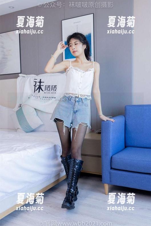 袜啵啵 - 图片里的“小甜豆”：油亮白丝，脚尖透明，保持神秘又让人好奇……也太煽情了吧？