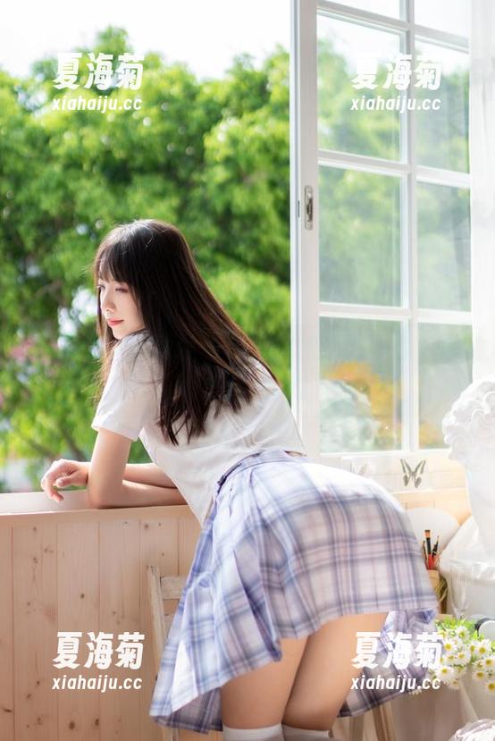 西瓜少女的蕾丝写真，姑娘们要不要一试可爱路线呢？