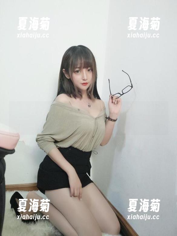 教室里的过期米线线，图片背后藏着什么？来下载试试吧！