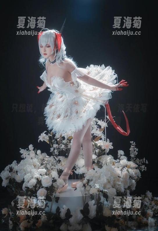 铁板烧鬼舞w 只想说,铁板烧鬼舞w真会玩,洛天依写真合集让我心中小鹿乱撞