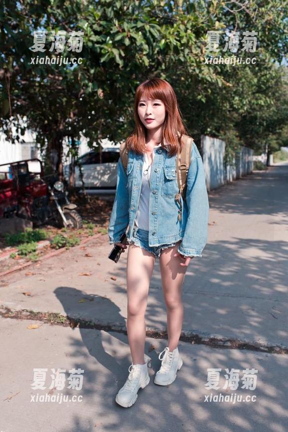魔镜街拍：牛仔裙小姐姐的美图合集，看过的人都说好！